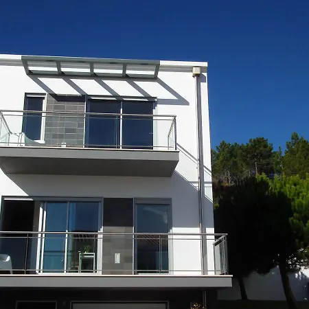 別荘 Comfortable Within Walking Distance Of The Bay Of S O Martinho *